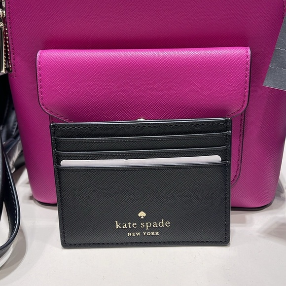 Kate Spade Schuyler Small Slim Card Holder
Black 
NWT - Picture 11 of 16